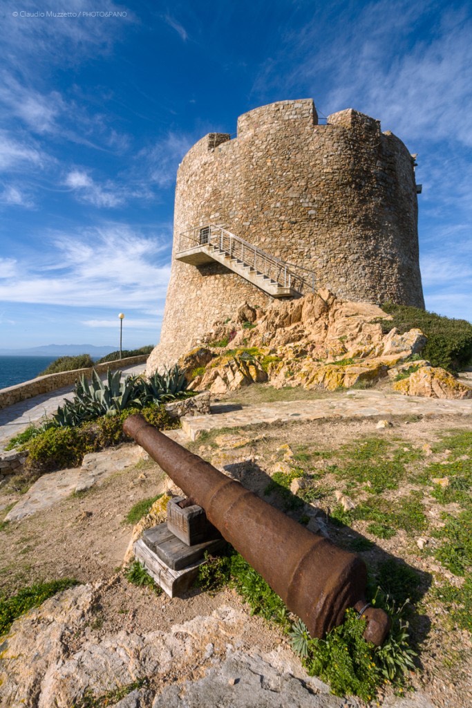 Defensio Insulae. Le Torri costiere in Sardegna